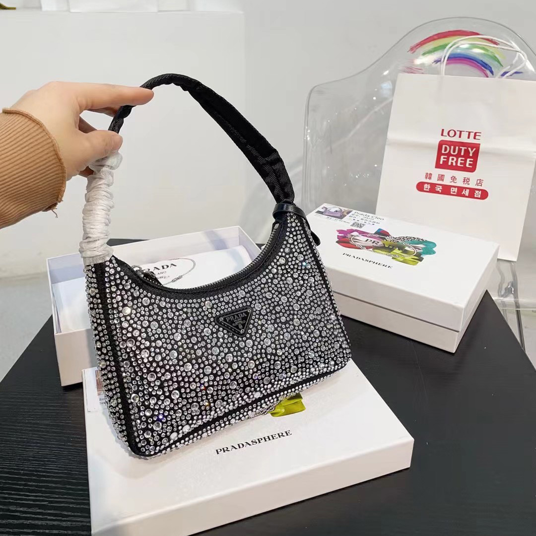 Prada Diamond armpit Bag - cnluxepick