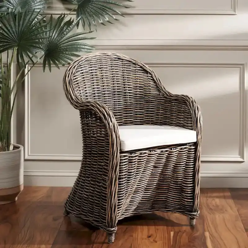 SAFAVIEH Sinja Yellow Rattan Club Chair – Compact 24″W x 26″D x 35″H Design