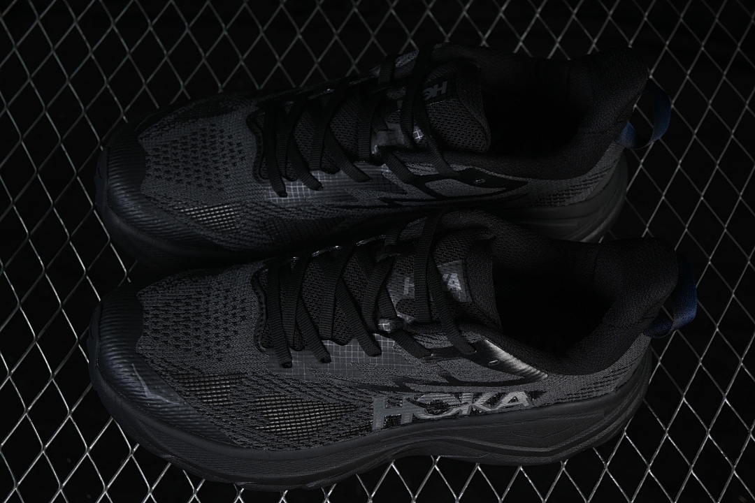 HOKA One One Challenger 8 Running Shoes