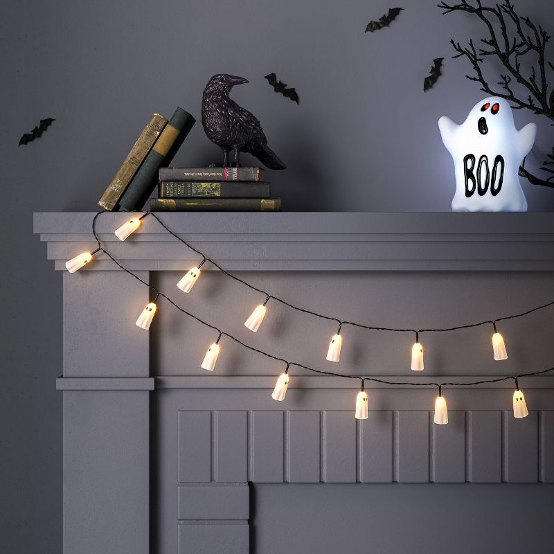 20ct LED Halloween Plastic Ghost Novelty Light String - Hyde and EEK!Boutique™