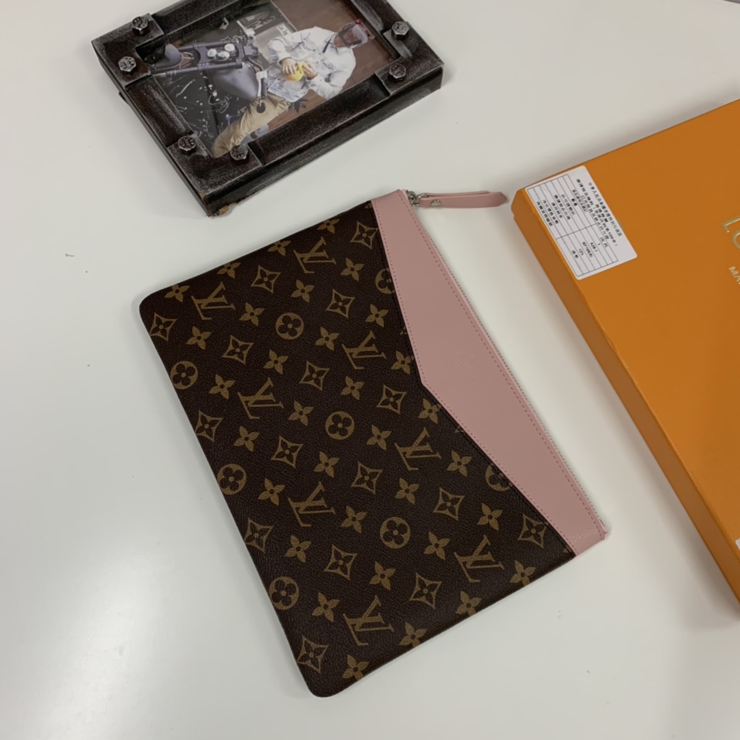 LV Daily Monogram Handbag - cnluxepick