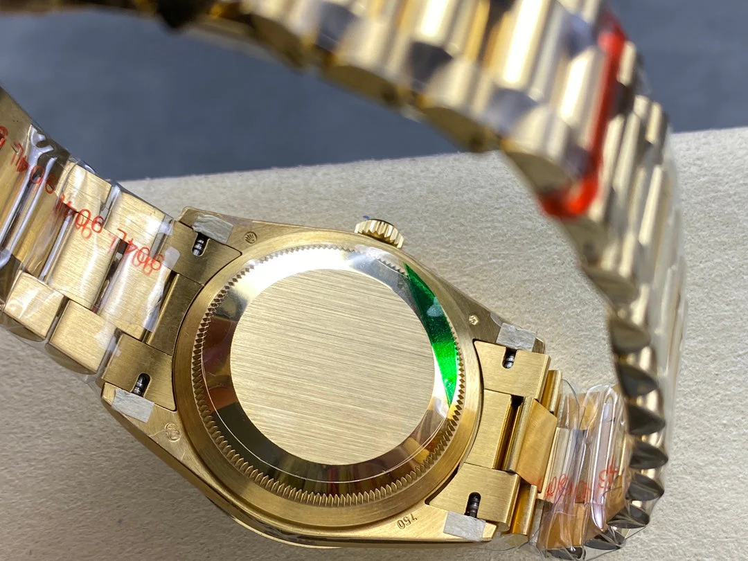 Rolex Day-Date 36mm Gold Black Diamond