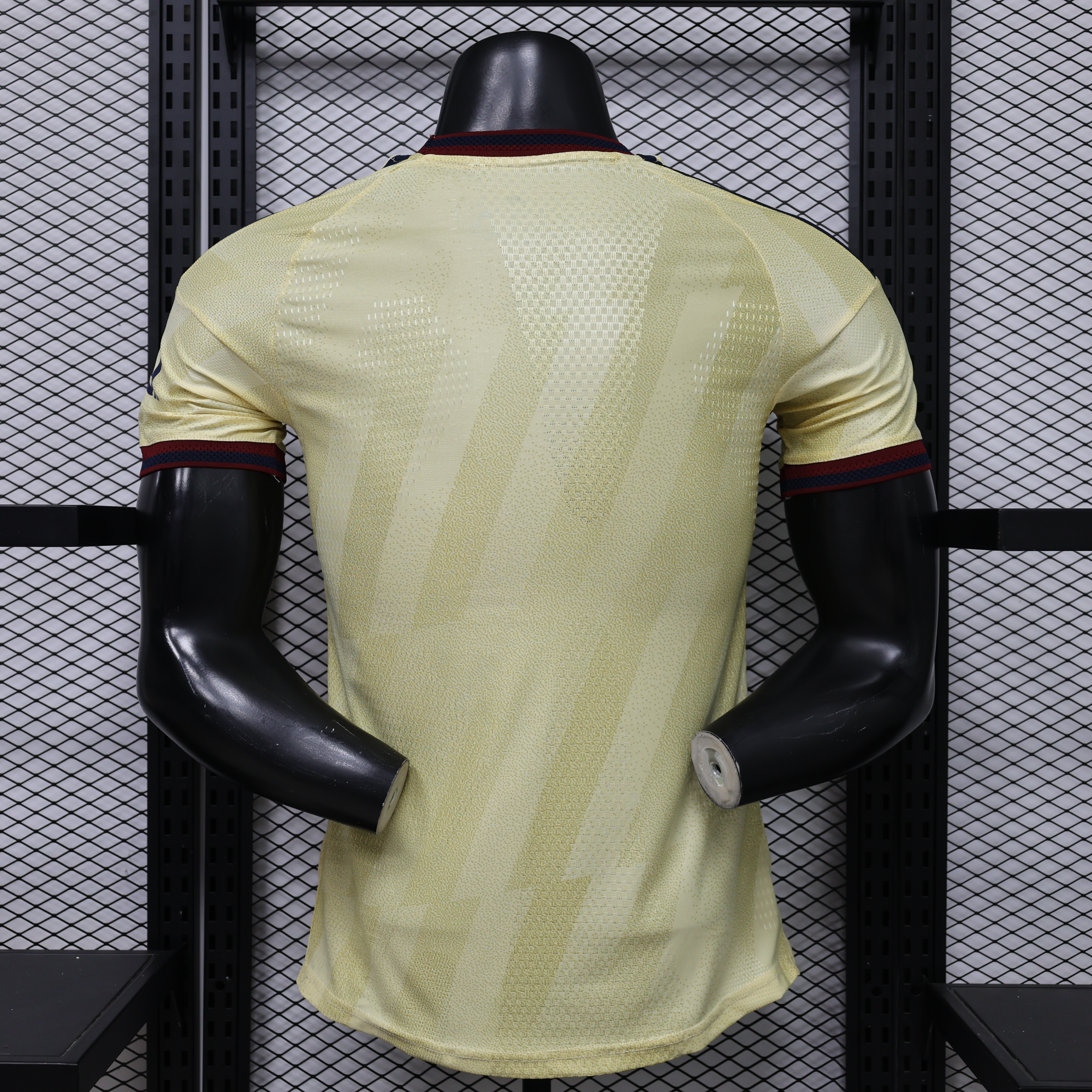 Arsenal 26-27 away player version