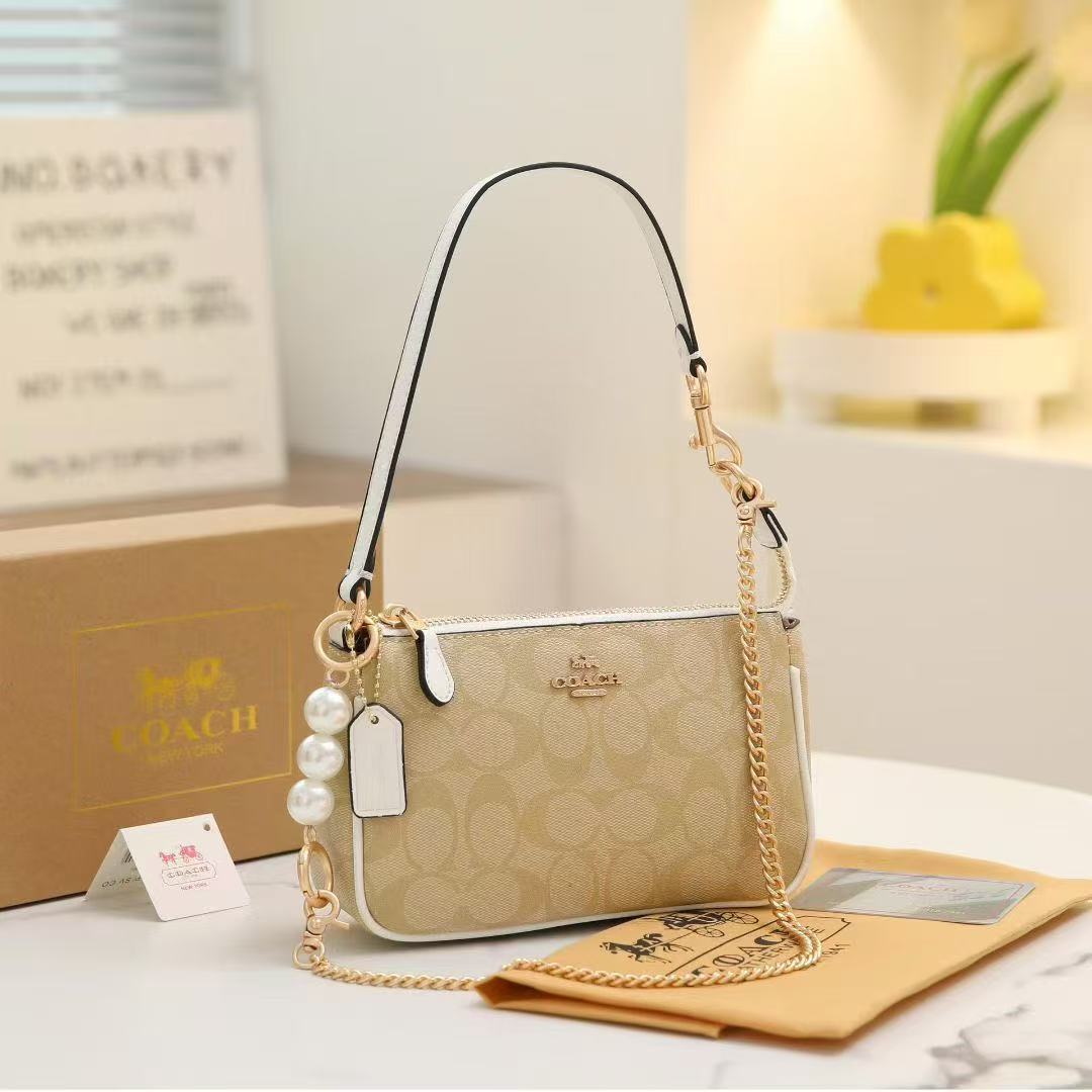 Coach shoulder bag - cnluxepick