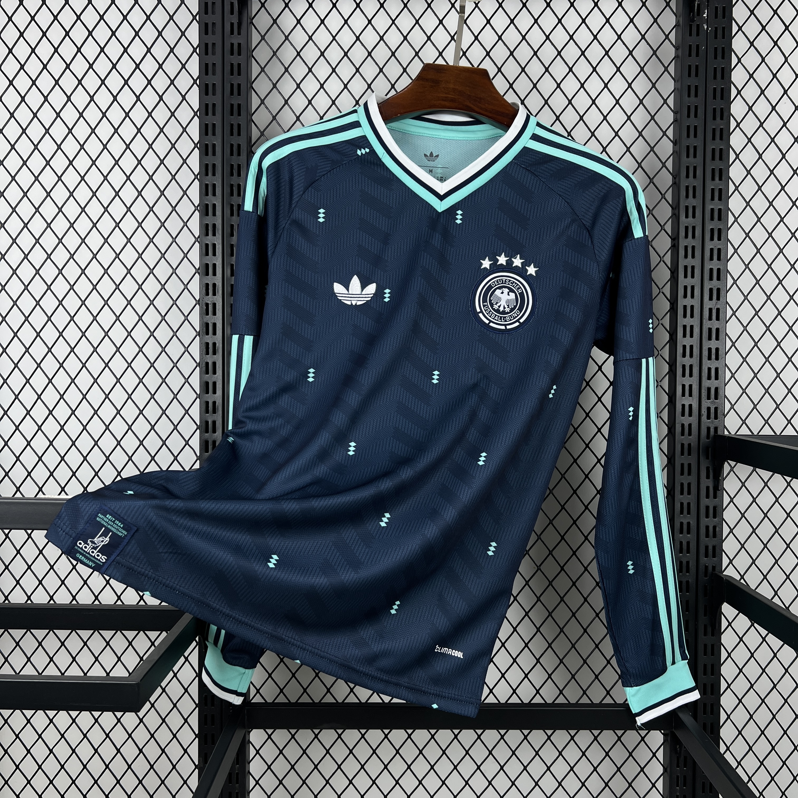 Allemagne maillot foot 2026 2027 Manches Longues  Coupe Du Monde€38.99