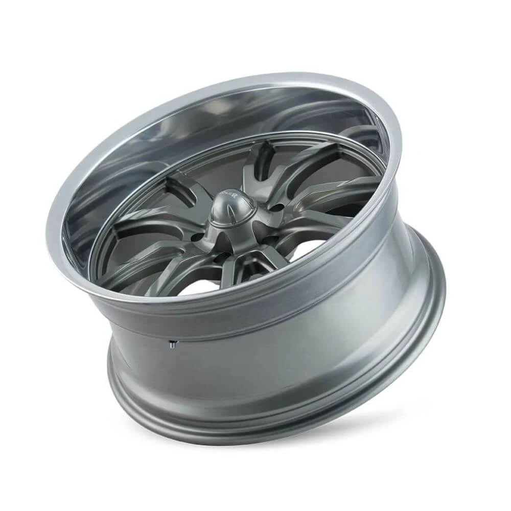 Ridler 650 Grey/Polished Lip 18x8 5-114.3 0mm 83.82Mm