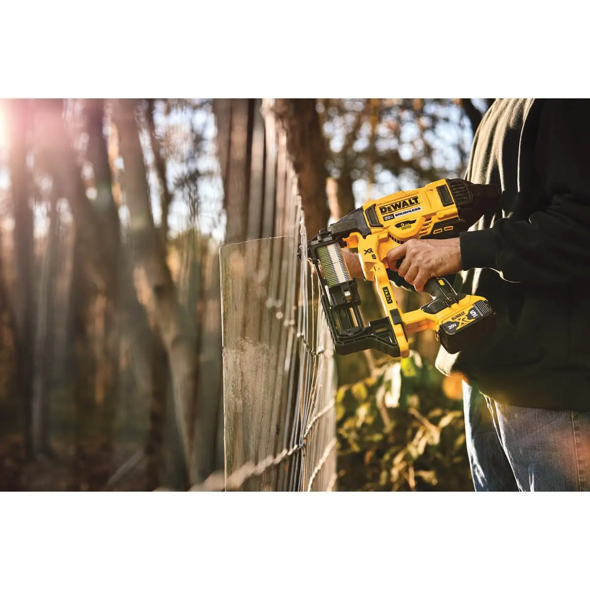 2026 DEWALT DCFS950B-20V MAX* XR 9  Guage Cordless Fencing Stapler (Tool Only)