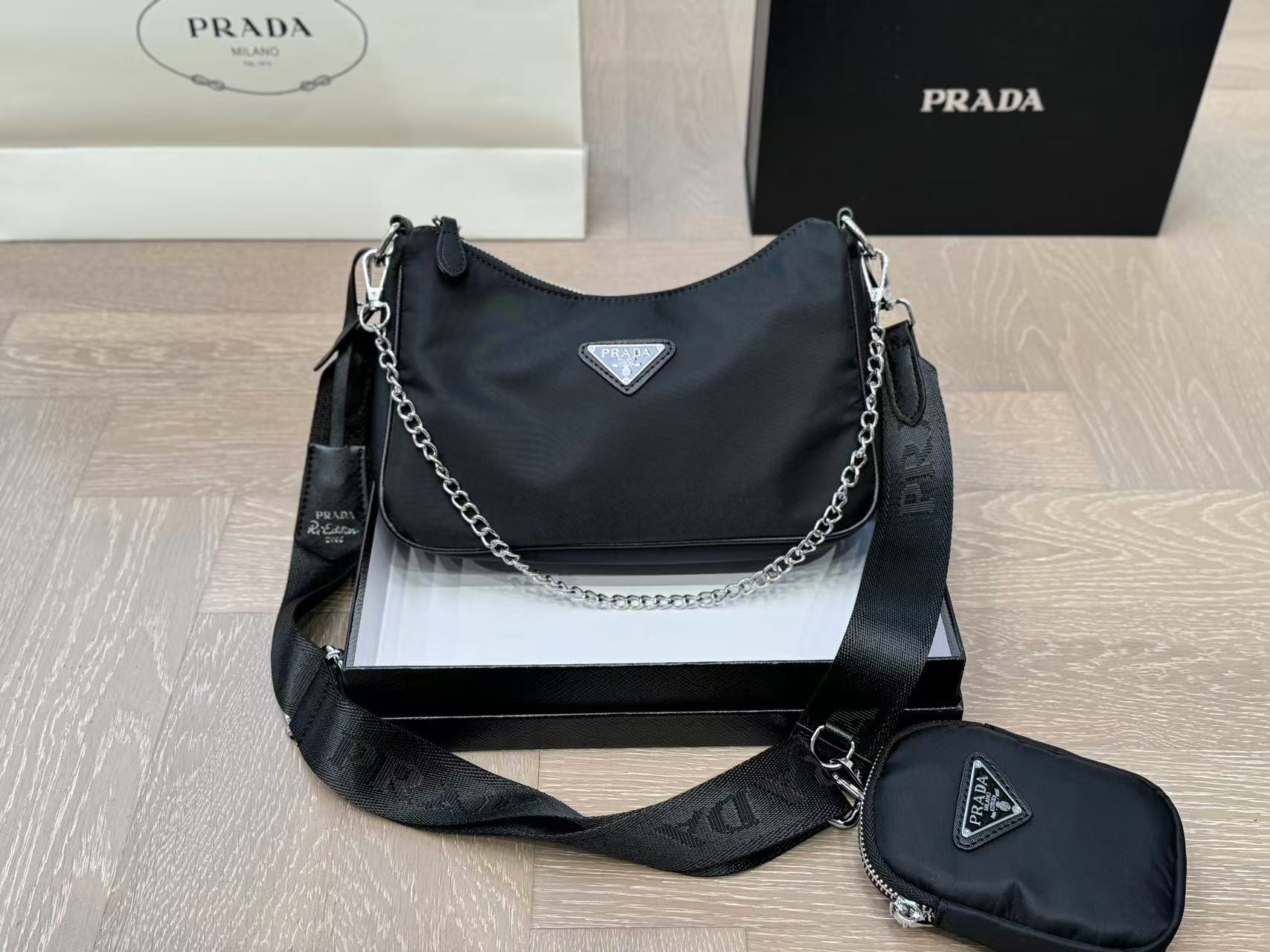 Prada shoulder crossbody bag - cnluxepick
