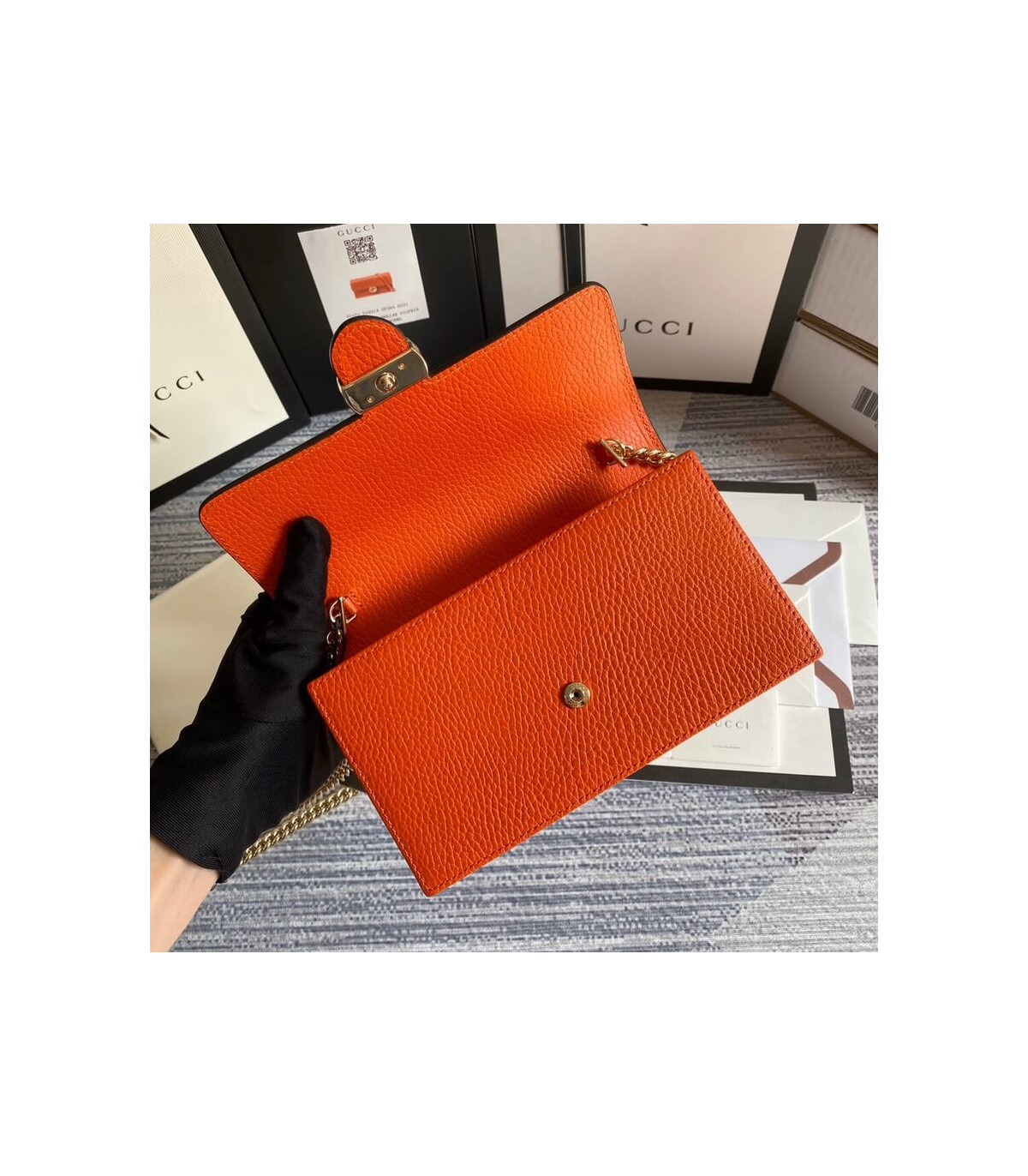 Gucci GG Interlocking Wallet On Chain Orange