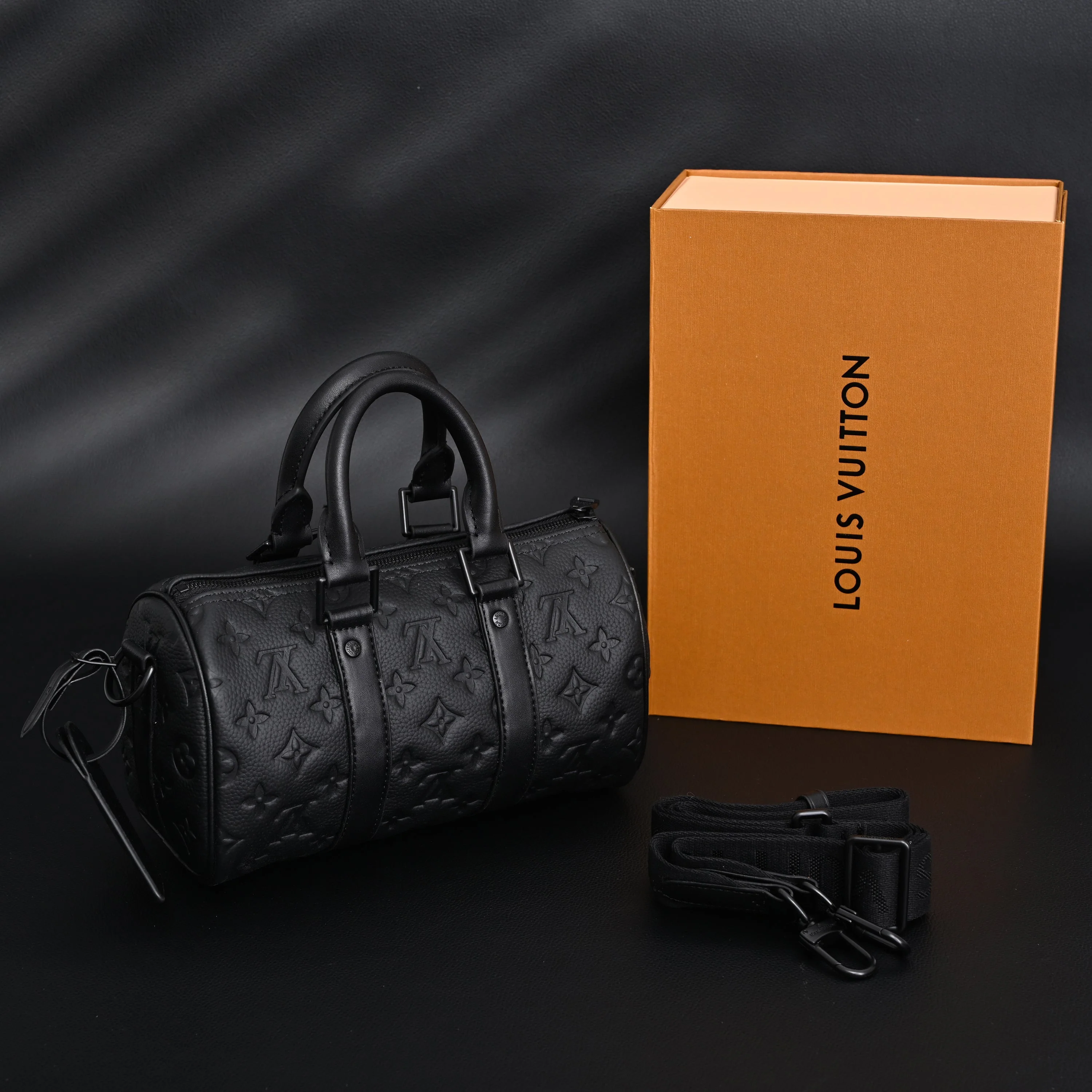 Louis Vuitton Keepall Bandoulière 50 – Monogram Shadow Black Leather