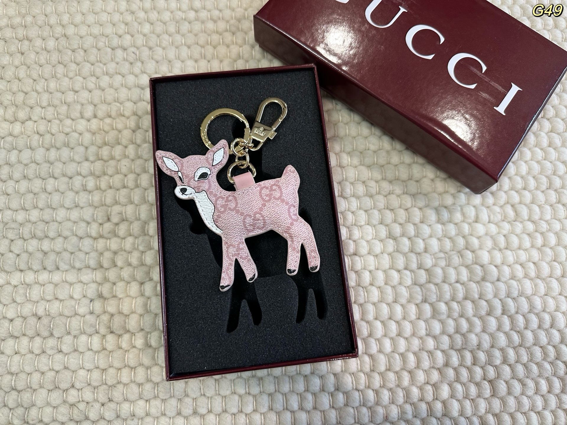 Gucci keychain - cnluxepick