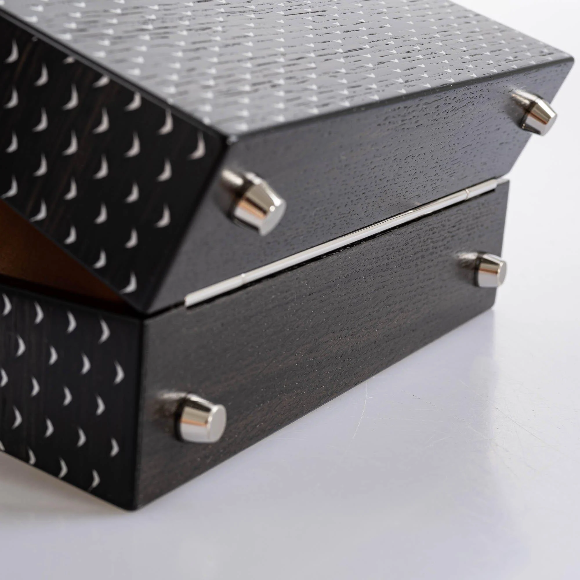 Hermès Kellywood 22 Bog Oak, Aluminum & Barenia Leather Palladium Hardware