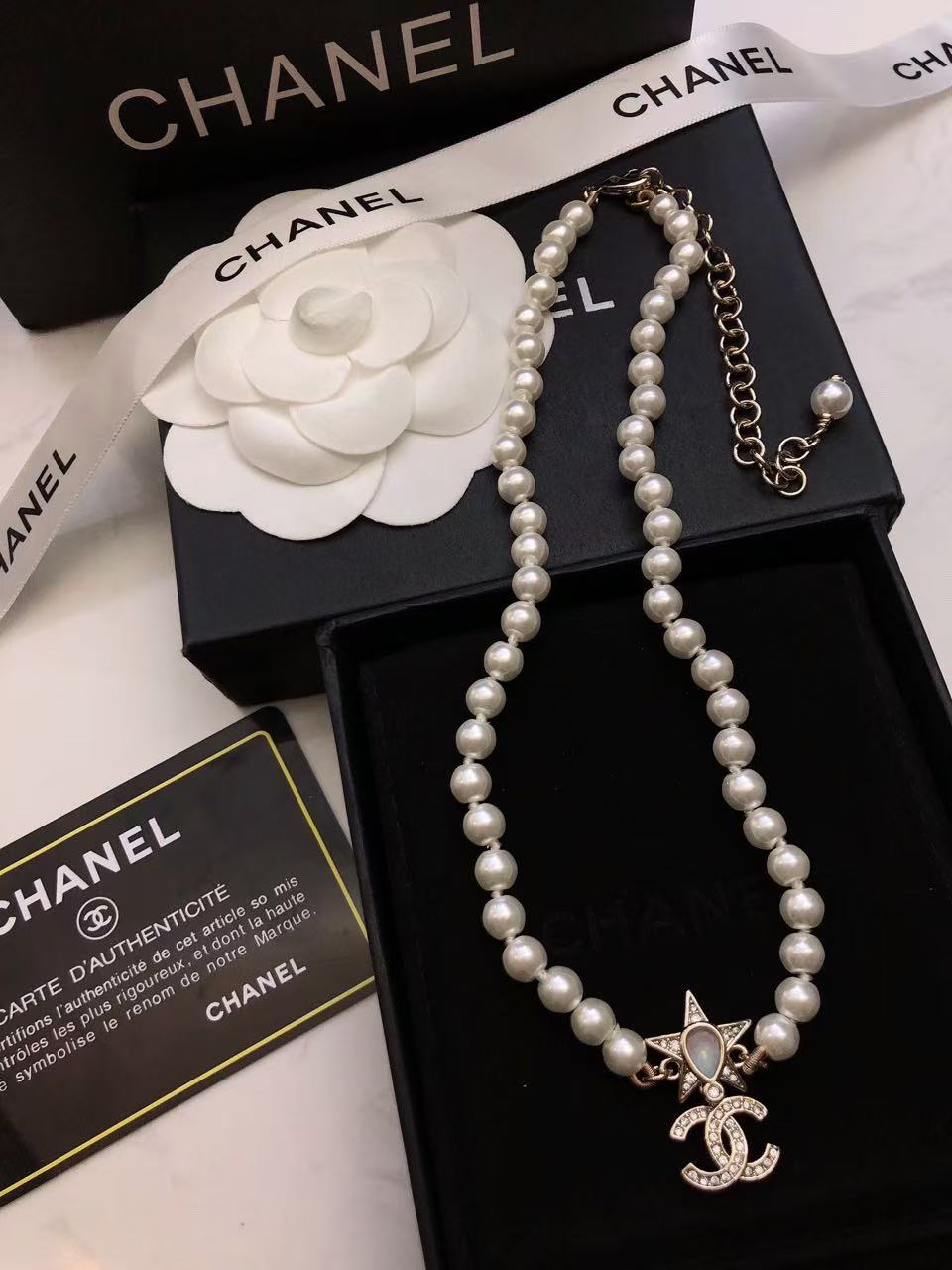 Chanel Classic Pearl Pendant Necklace - cnluxepick