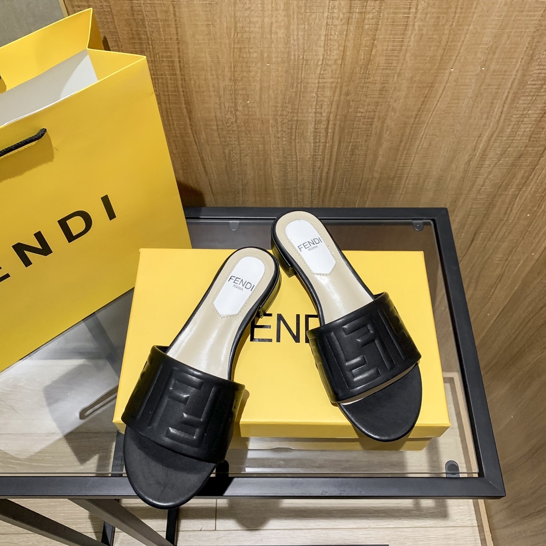 Fendi Silk Cowhide Slippers Black