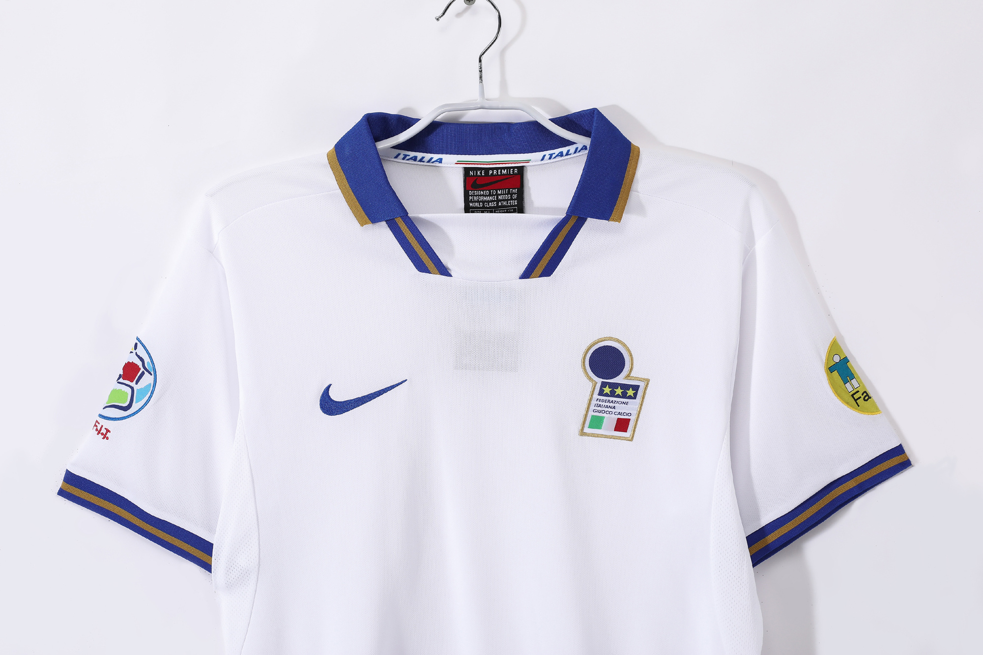Retro  Italy 1996 Away White with badges