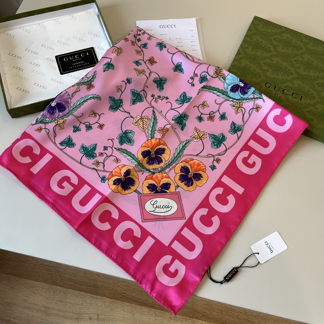Gucci Floral Premium Twill Silk Square Scarf - cnluxepick