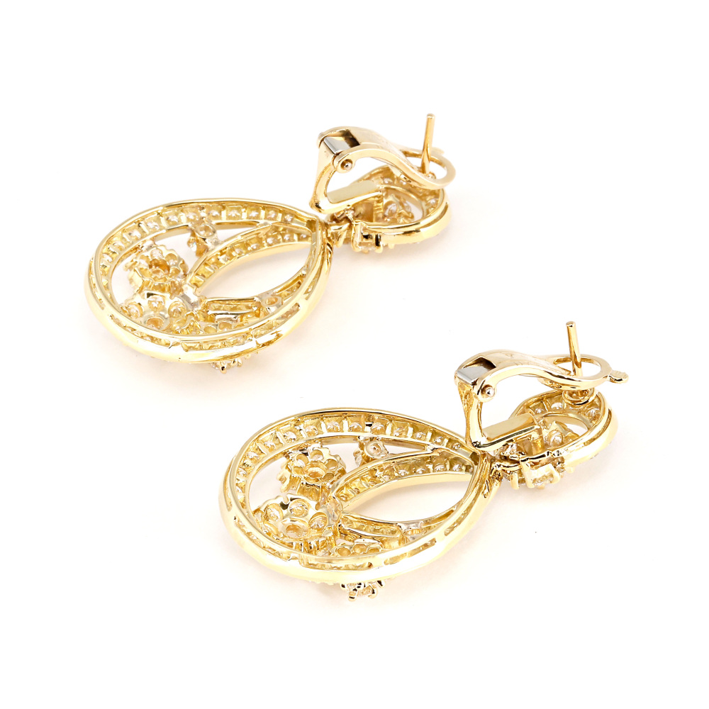 Van Cleef & Arpels Snowflake Earrings 18K Yellow Gold Diamond VCARO3RS00