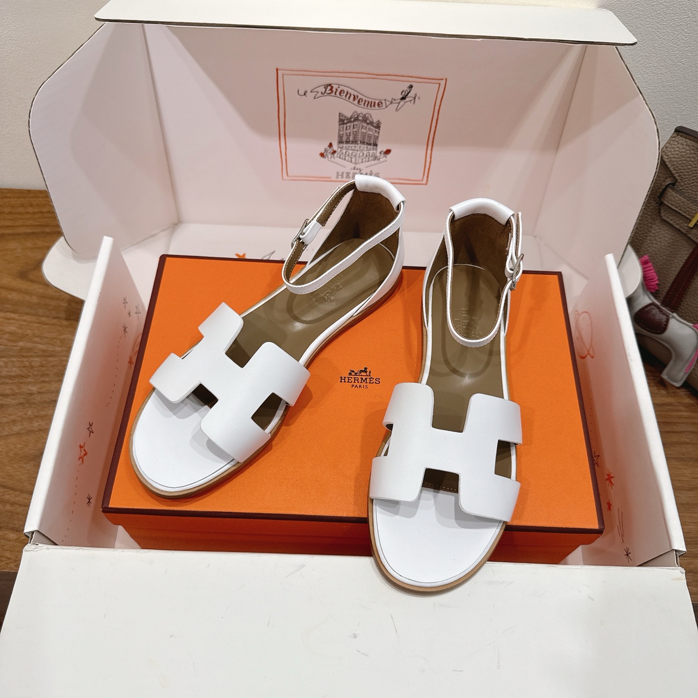 Hermès Classic Flat Sandals - cnluxepick