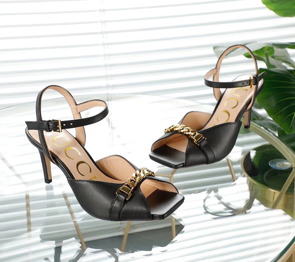 Gucci Metal Chain Stiletto Heels Flip Flop Fish Mouth Sandals Black