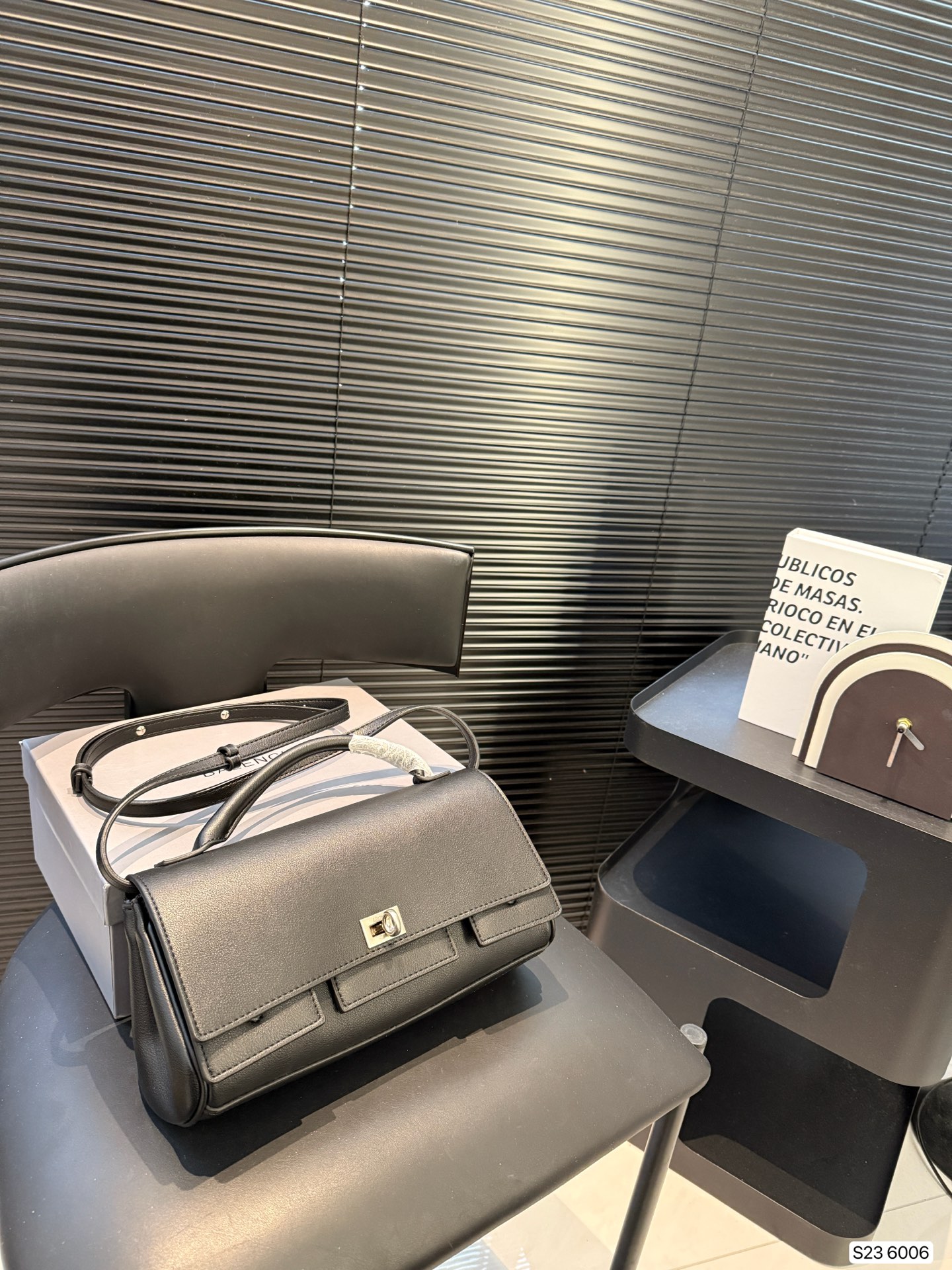 Balenciaga’s classic vintage Belair handbag is elegant and elegant - cnluxepick