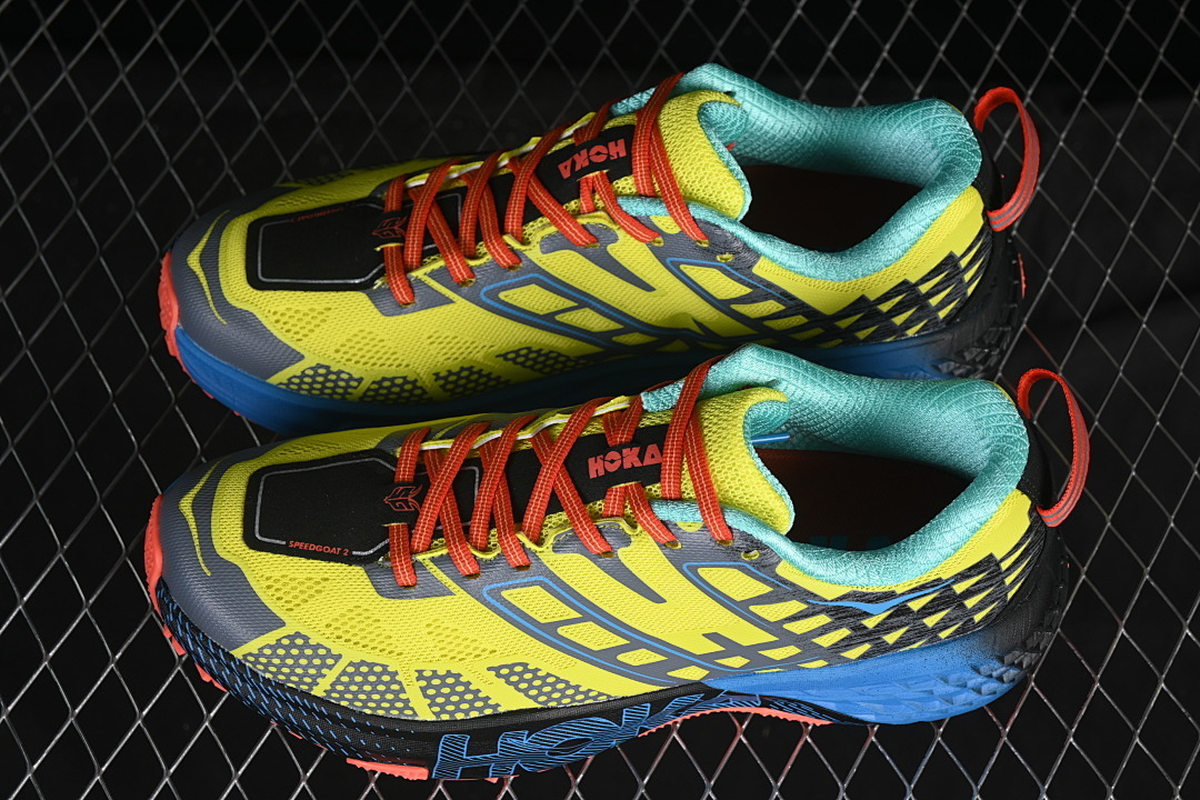 HOKA One One Speedgoat 2