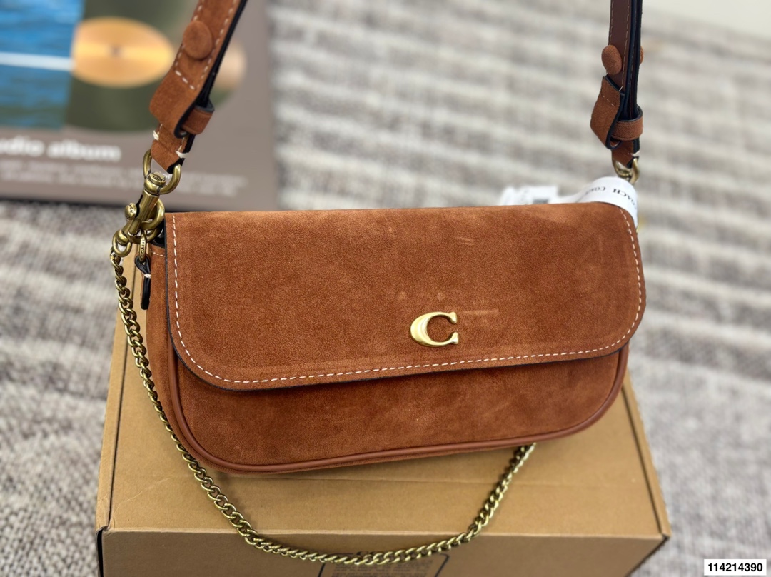 Coach Brook baguette bag - cnluxepick