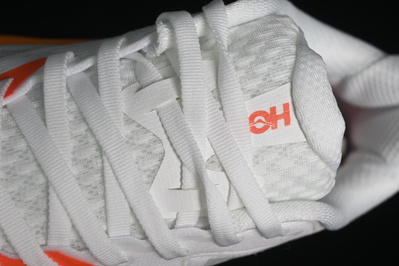 HOKA One One Clifton 10