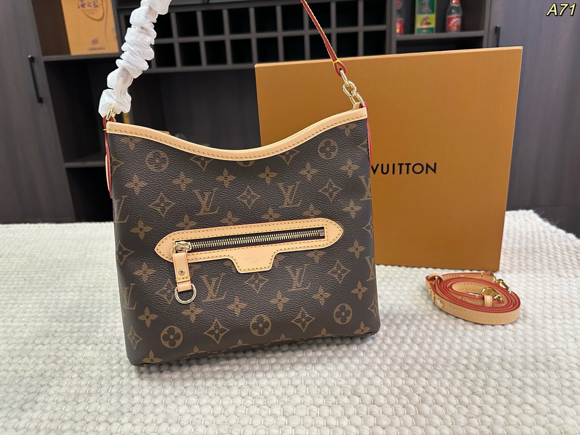LV Line Up bag - cnluxepick