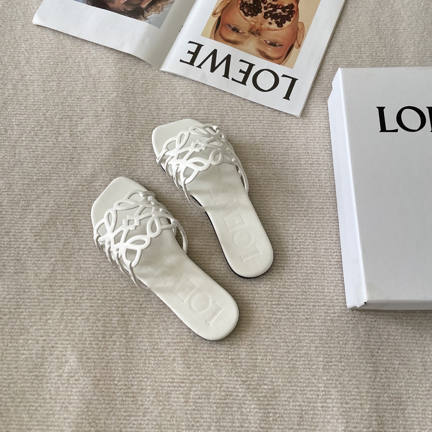 Loewe flat bottom beach slippers - cnluxepick