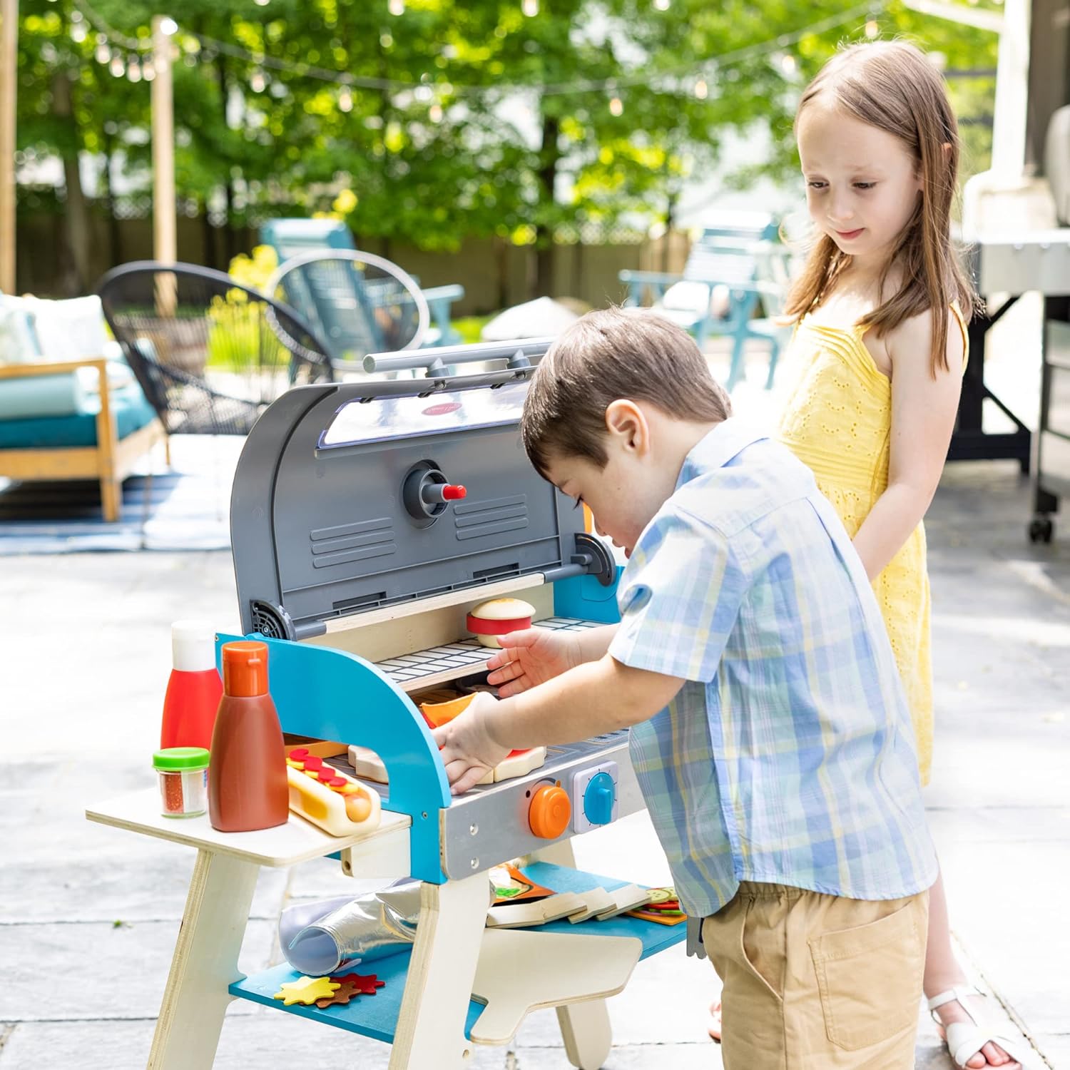 Wooden Luxury Grill, Smoker and Pizza Oven Toy Food Toy for Kids Pretend Cooking