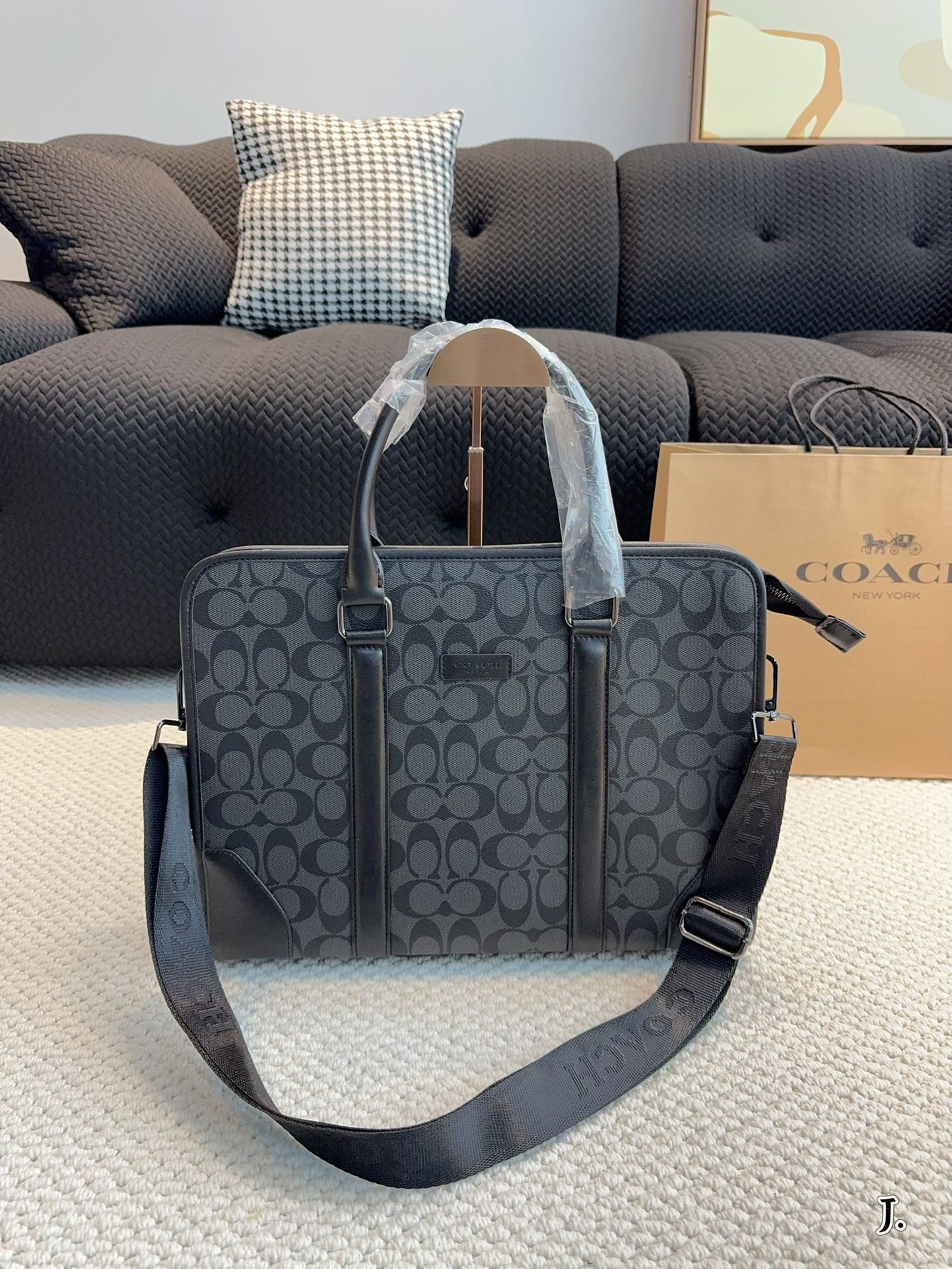 Coach briefcase - cnluxepick