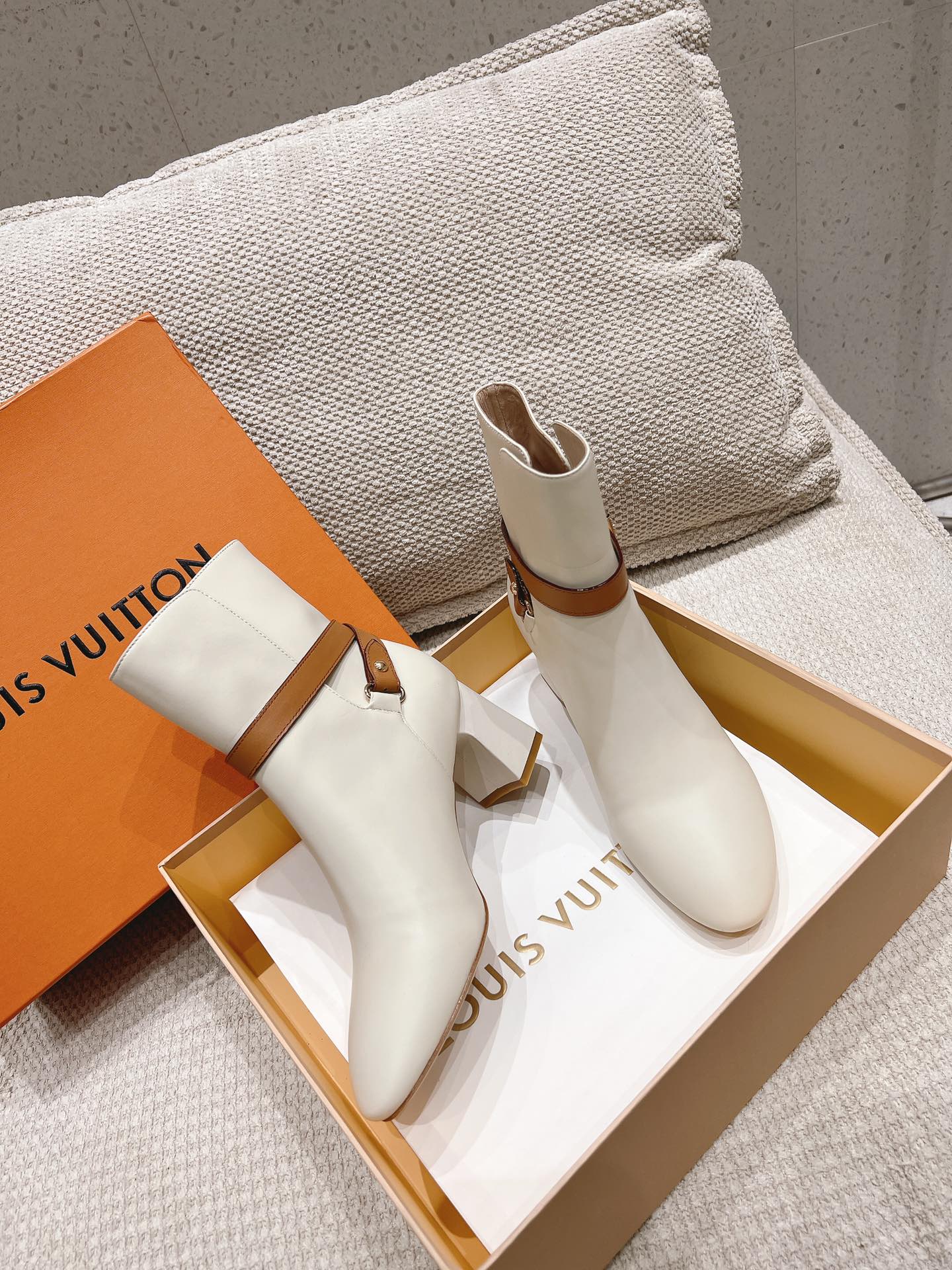 Louis Vuitton Parisienne Ankle Boot White