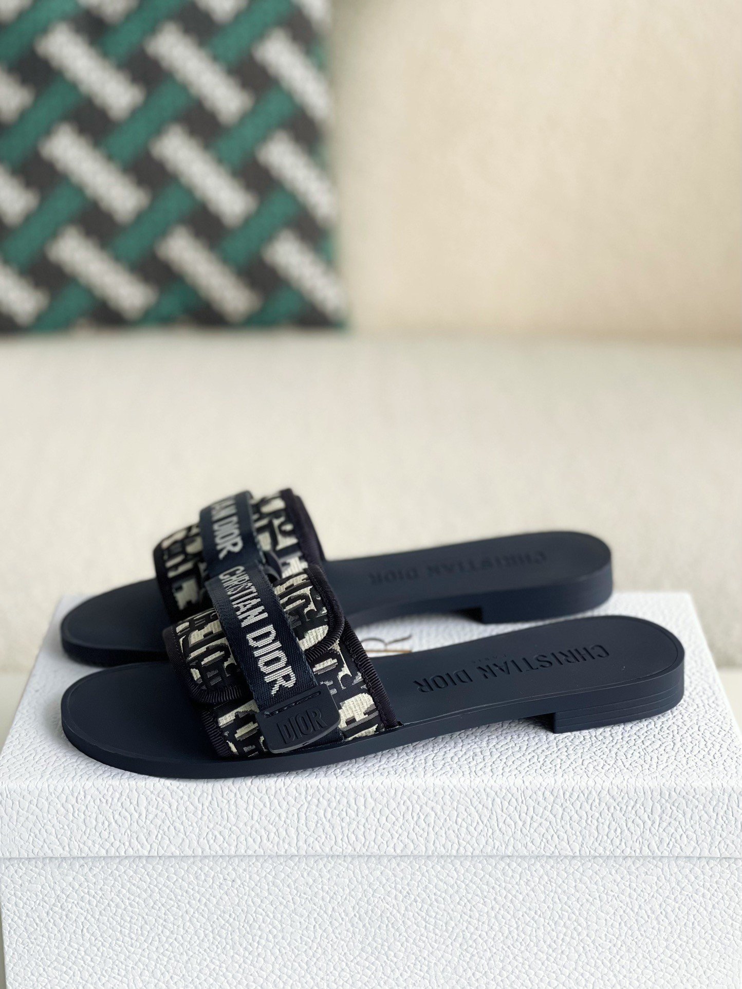 Dior women’s slippers Sandals