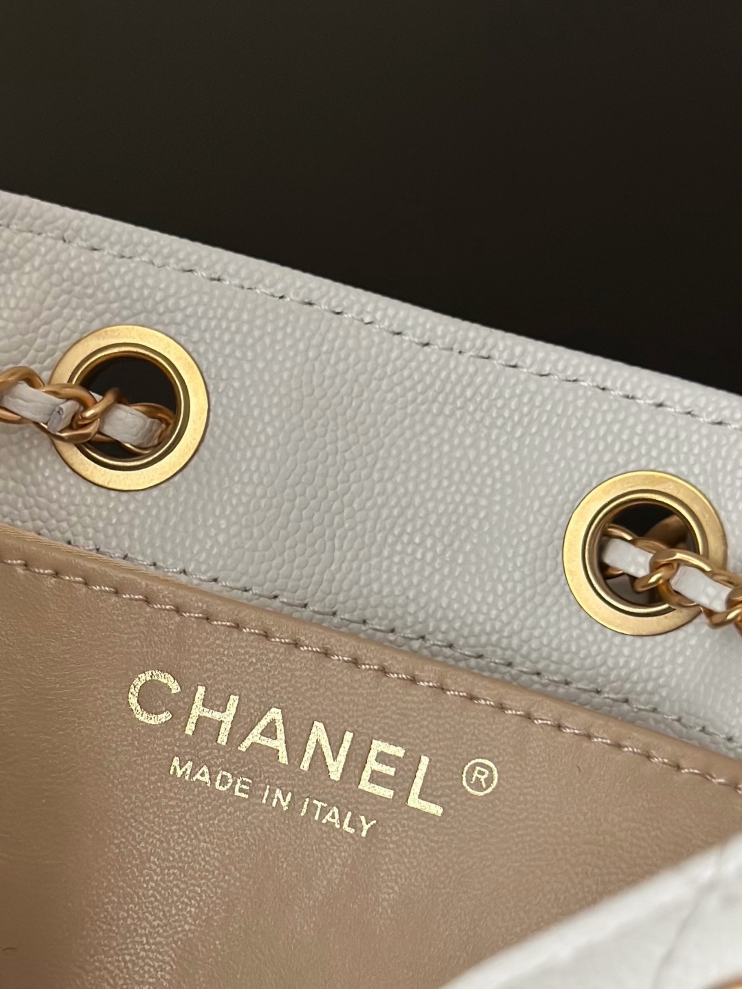 Chanel 25bag 25C Caviar leather white & gold small