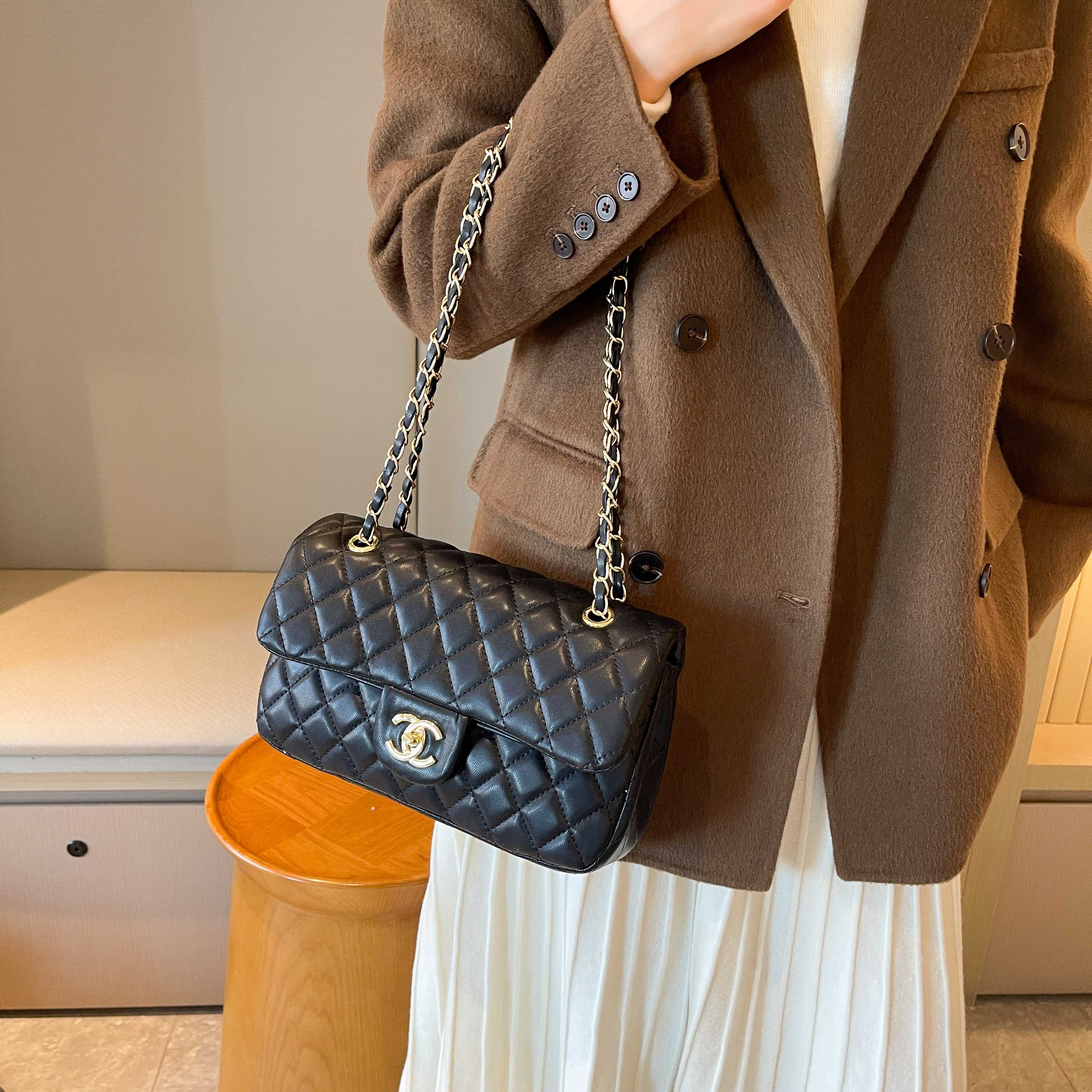 Chanel Small Fragrance Chain Bag Diamond Shoulder Crossbody Bag - cnluxepick