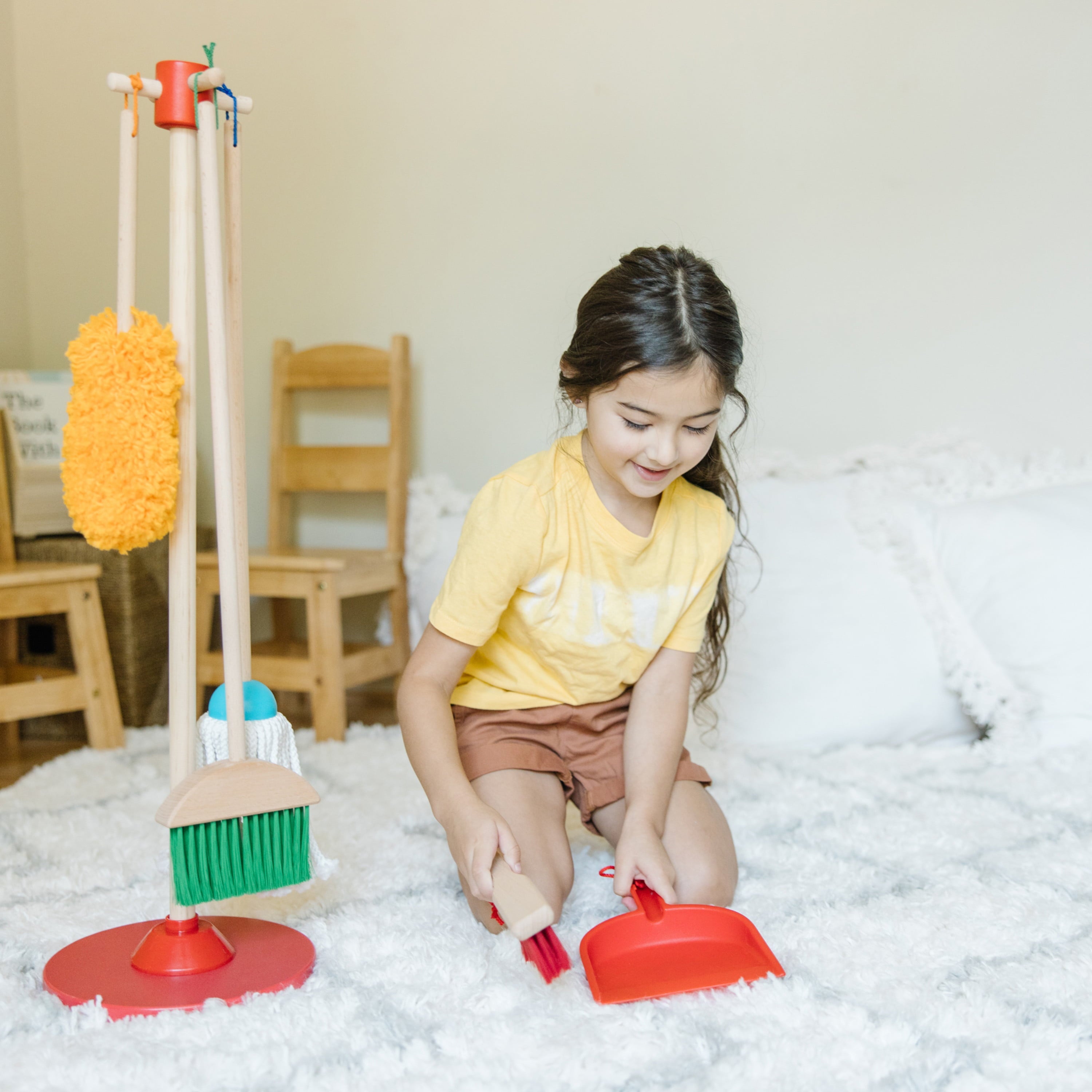 Melissa and Doug Dust! Sweep! Mop! 6-Piece Pretend Play Set – FSC-Certified Materials