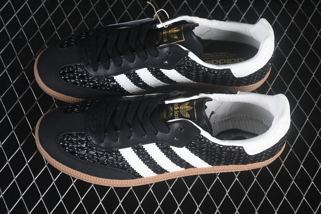 Adidas Clover Casual Board Shoes Black/White HQ9282
