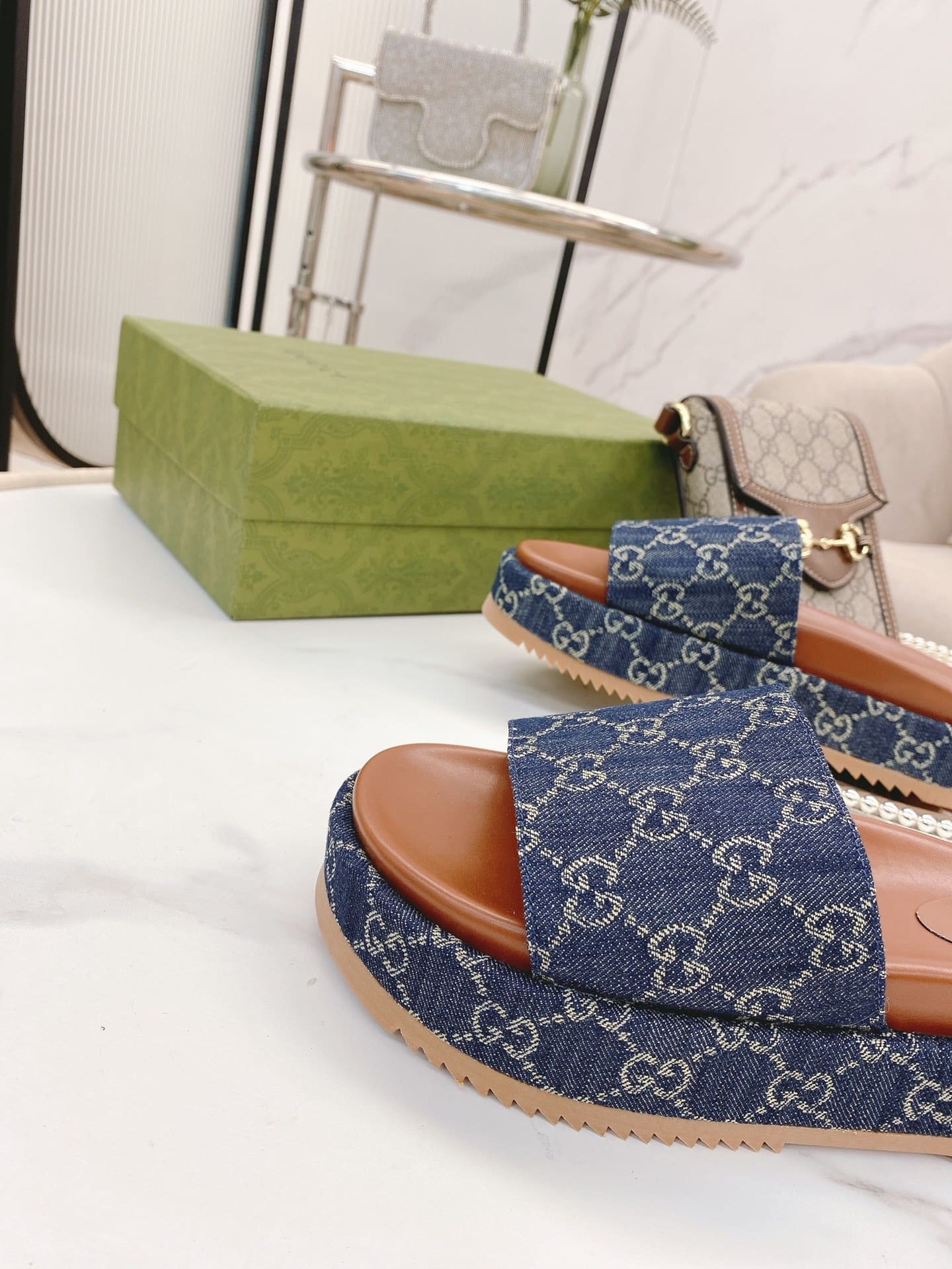 Gucci Women’S Platform Slide Sandal Blue ?623212 2Kq00 4402
