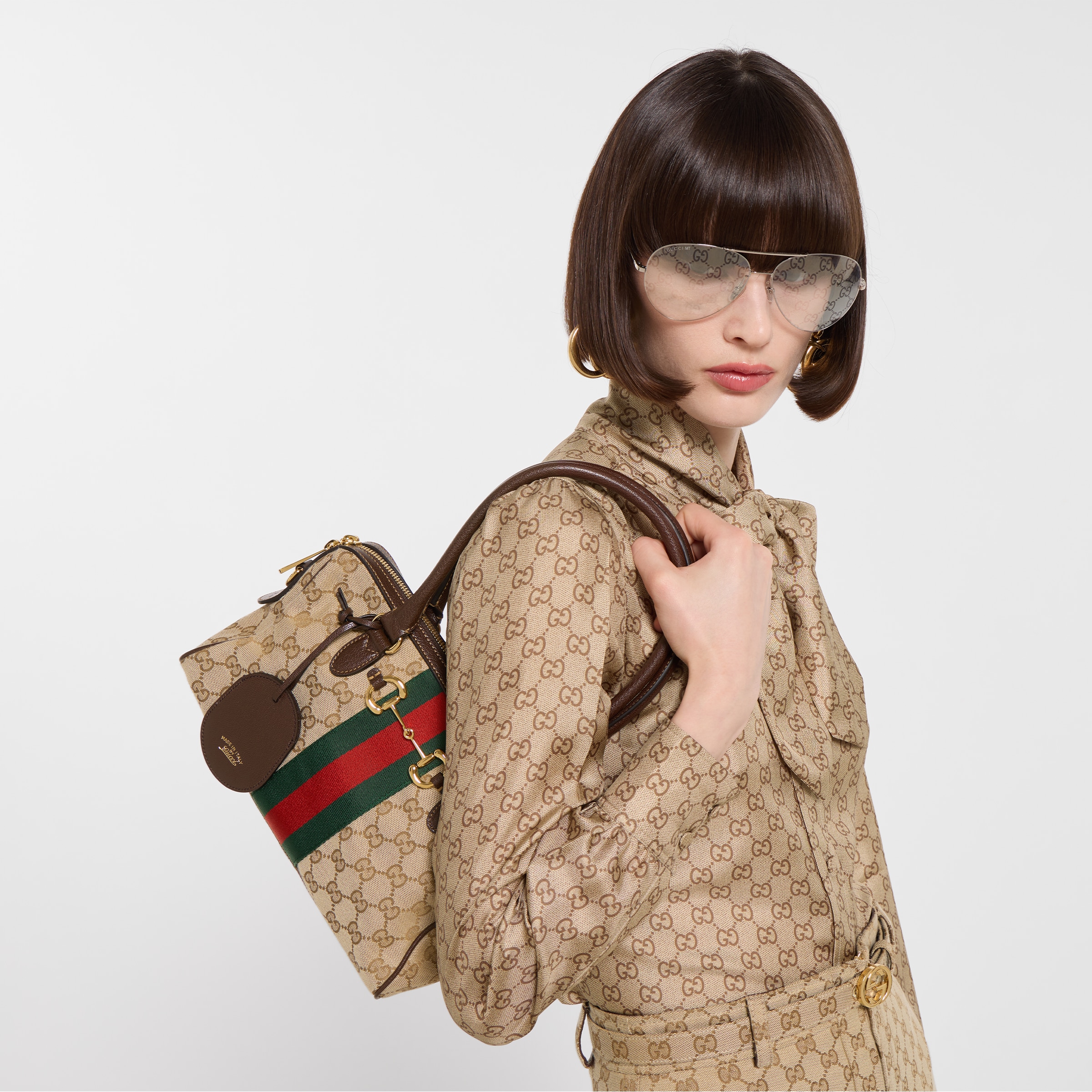 BAG（28 X 15 X 10 CM)
