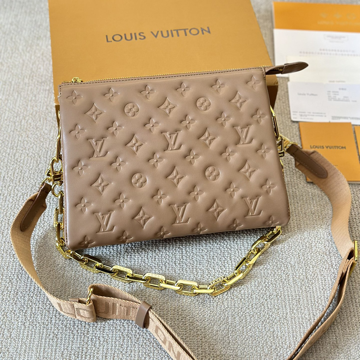 LV Coussin shoulder chain bag - cnluxepick