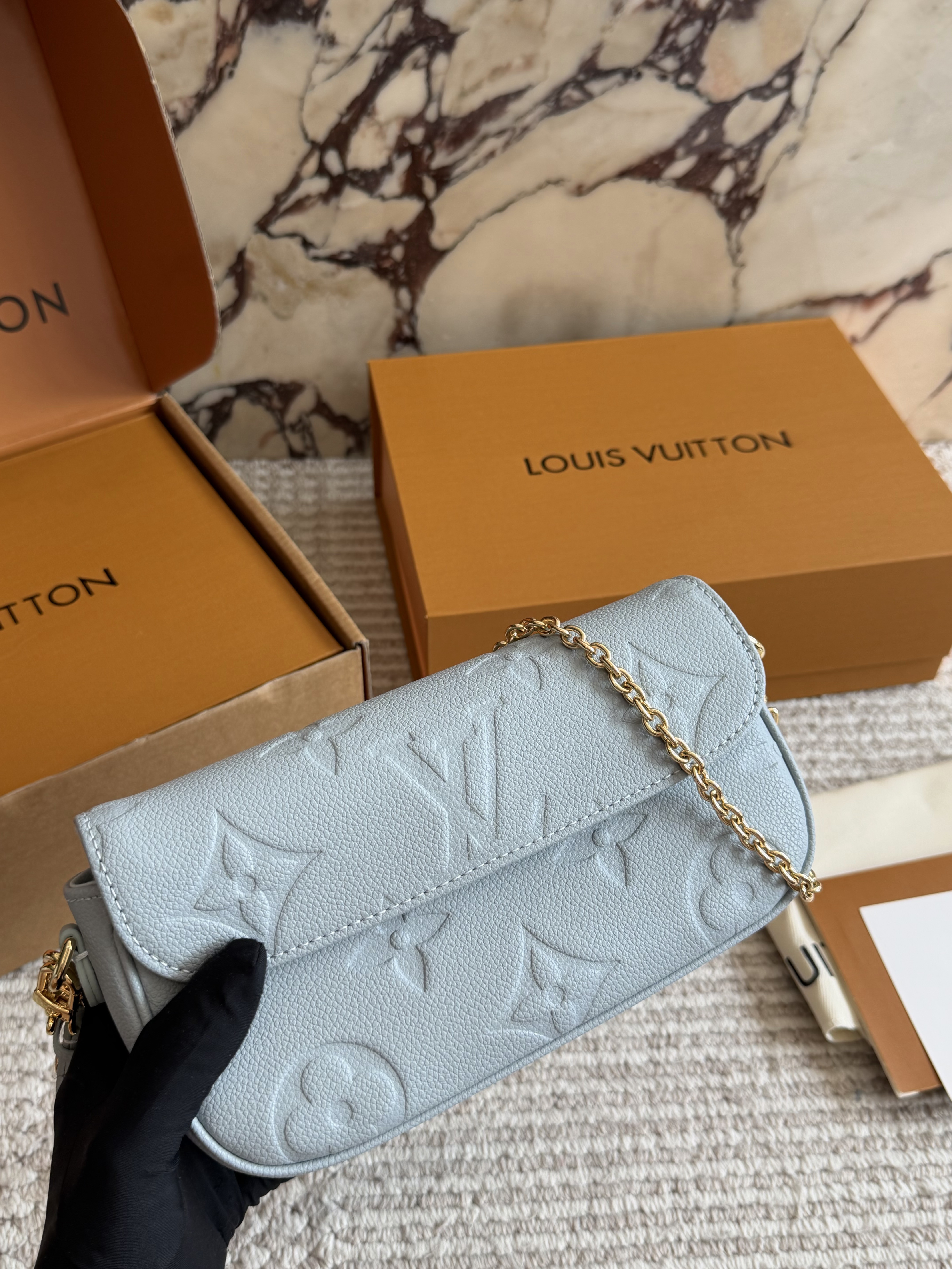 LV Cream White Ivy WOC Mahjong Bag - cnluxepick