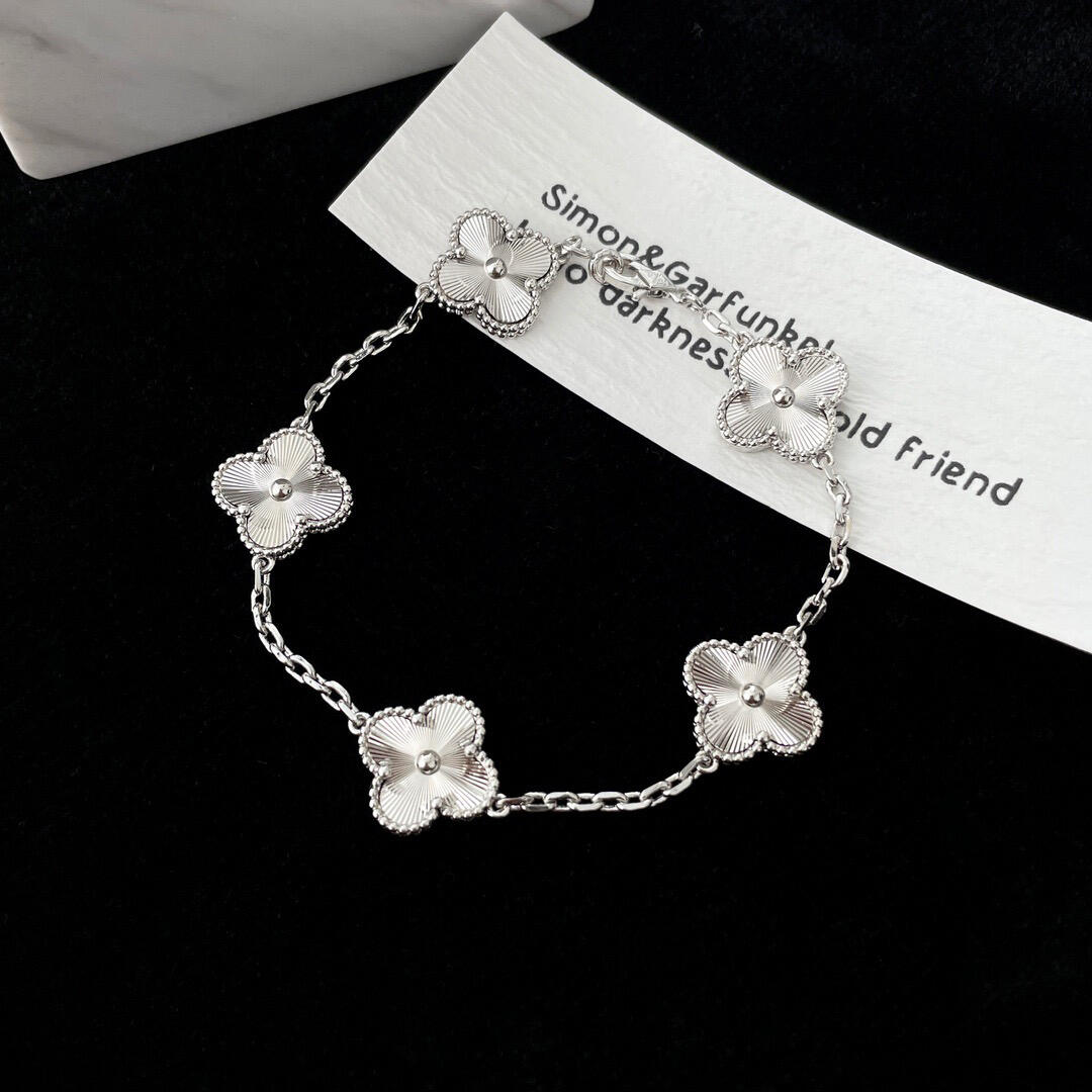 Van Cleef & Arpels white gold laser engraved four-leaf clover five-flower bracelet - cnluxepick