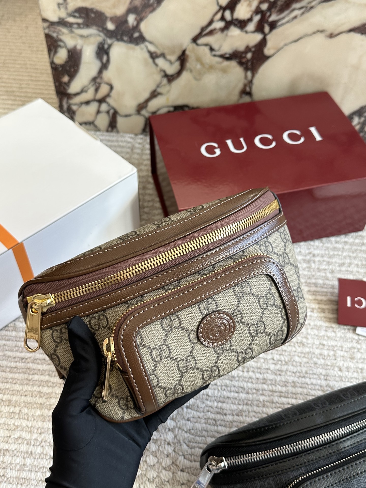 GUCCI Waist Bag - cnluxepick