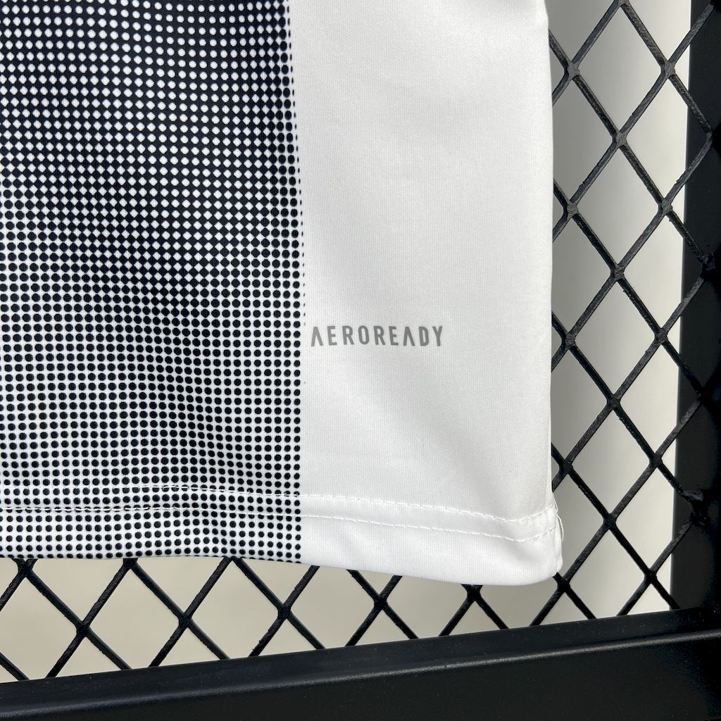 Newcastle maillot foot domicile 2025 2026€14.99