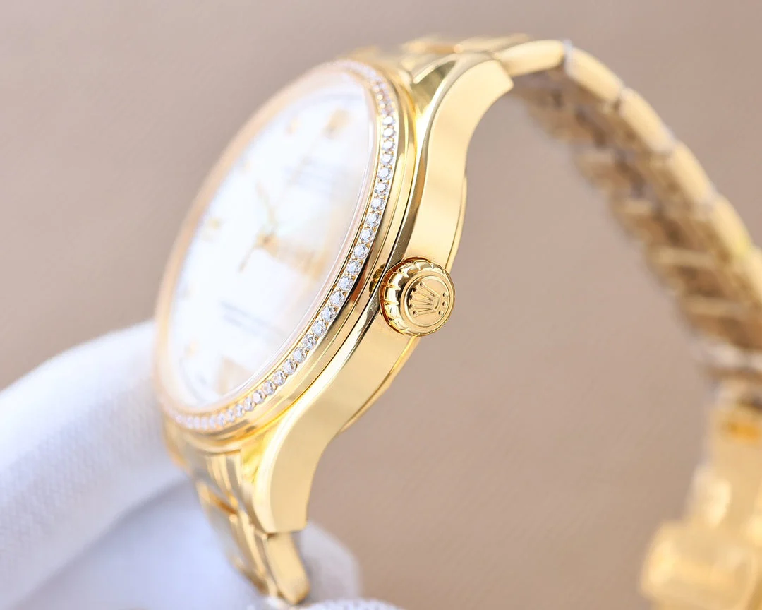 Rolex Datejust 40mm Gold Diamond