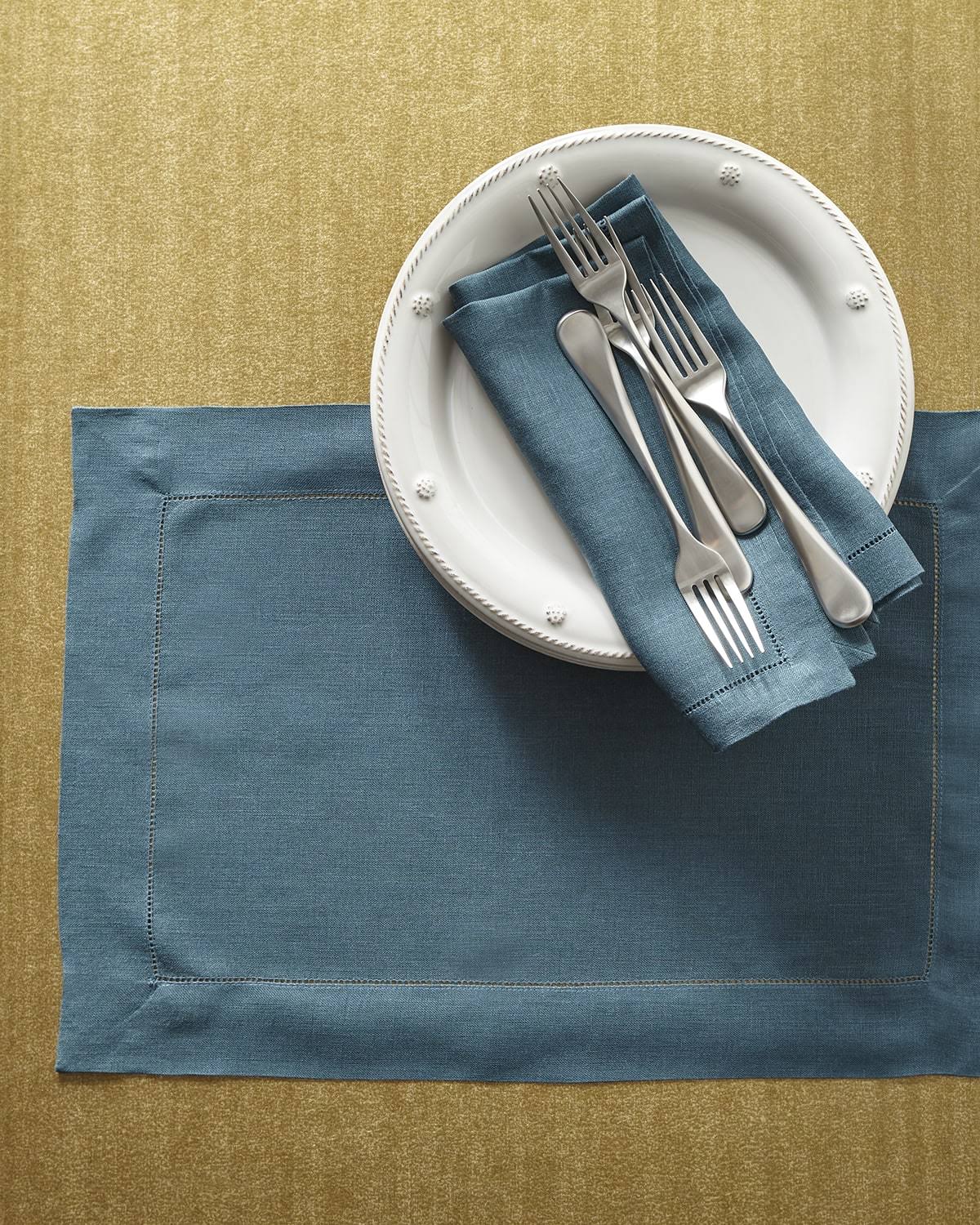 Sferra Festival Dinner Napkins, Set of 4 - Red