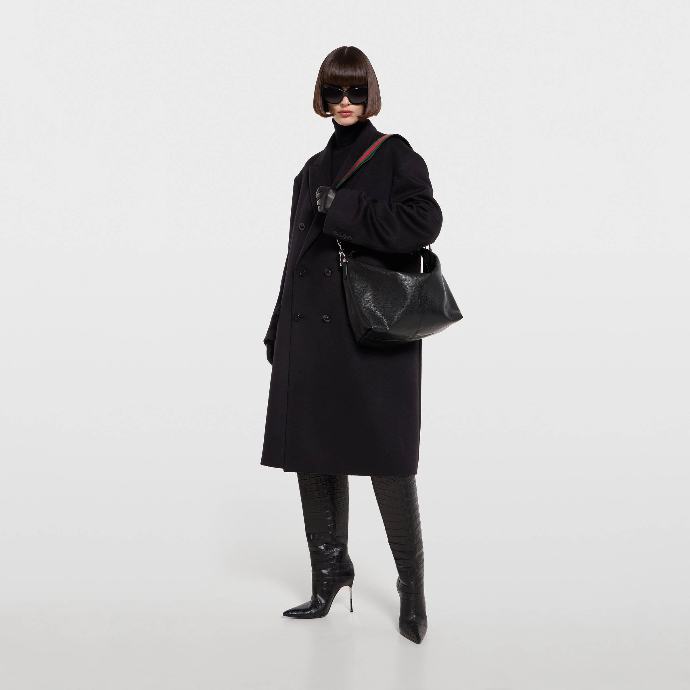 BAG（33 X 27 X 15 CM)