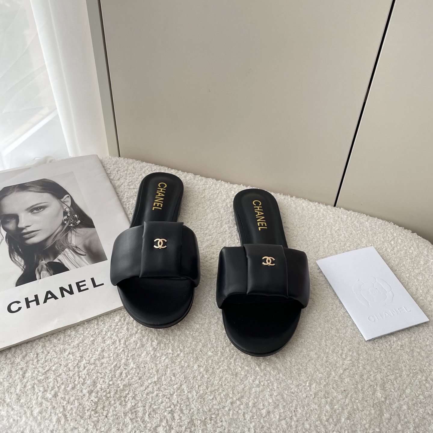 CHANEL early summer new simple C buckle flat slippers - cnluxepick