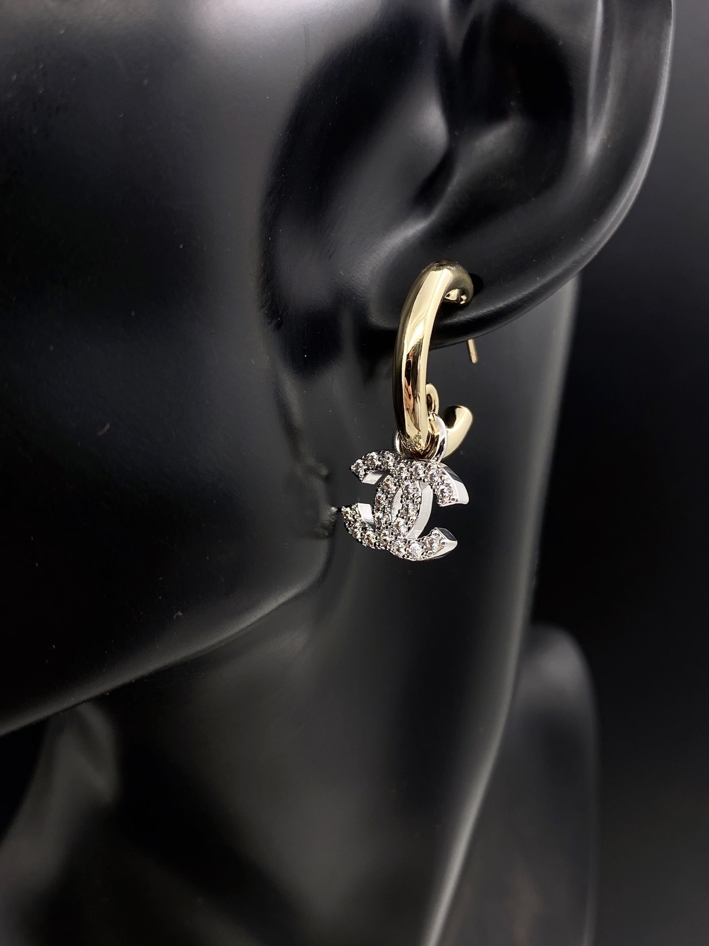 Chanel Pearls Cc Logo Earrings