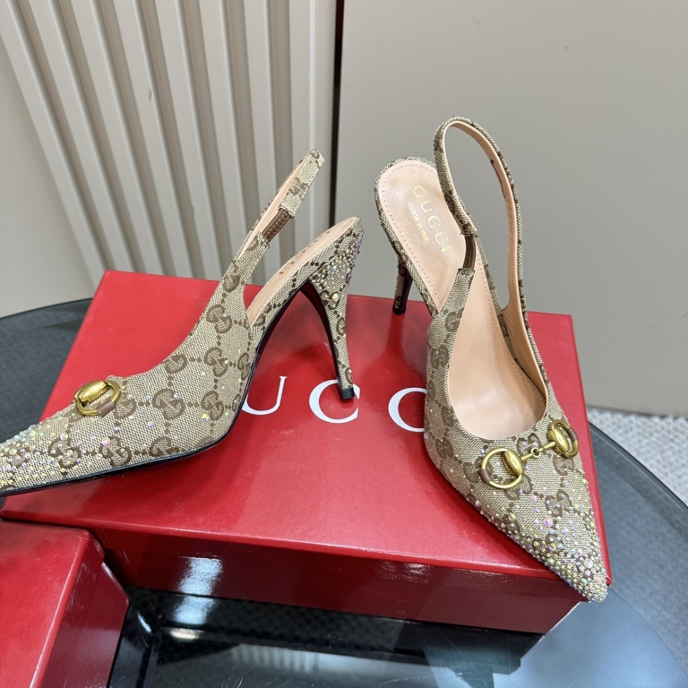 Gucci Women’S Horsebit Pump Gg Canvas Beige And Dark Brown